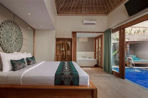 Villa, Lagoon View, Mahagiri Resort Nusa Lembongan 1/2