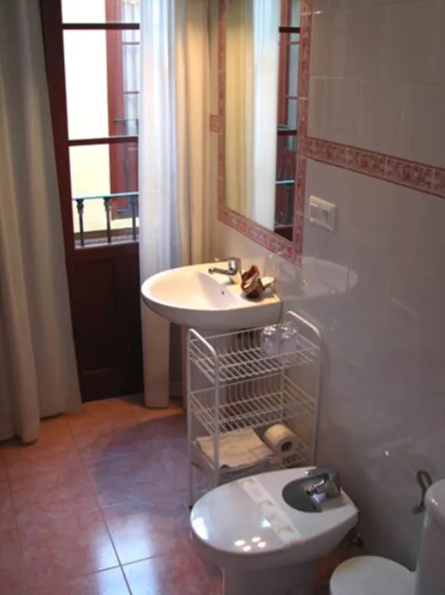 غرفة بسرير مزدوج بشرفة، Casa Palacio Don Pedro 7/7