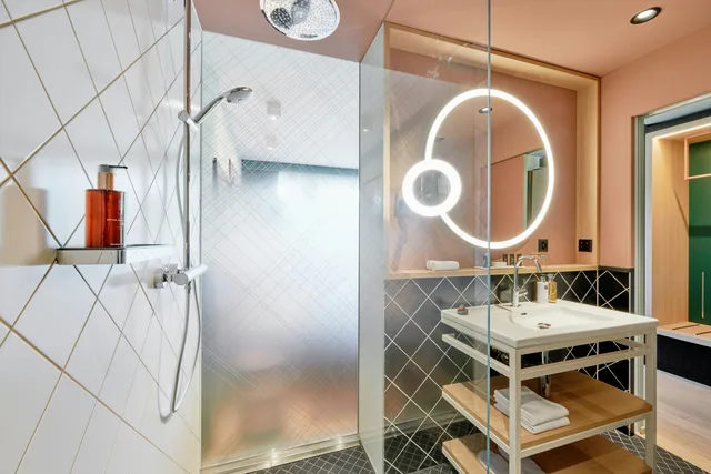 غرفة غراند ديلوكس بسرير كينج، Sorell Hotel St. Peter 4/4