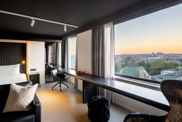 Gallery, Nhow, Premium, Suite, with Extra Bed، Nhow Brussels Bloom 3/6