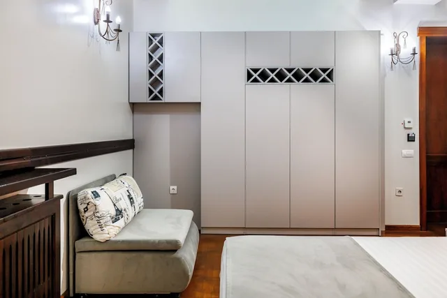 Basic, Twin Beds, No Window، La Strada Boutique Villa 5/8