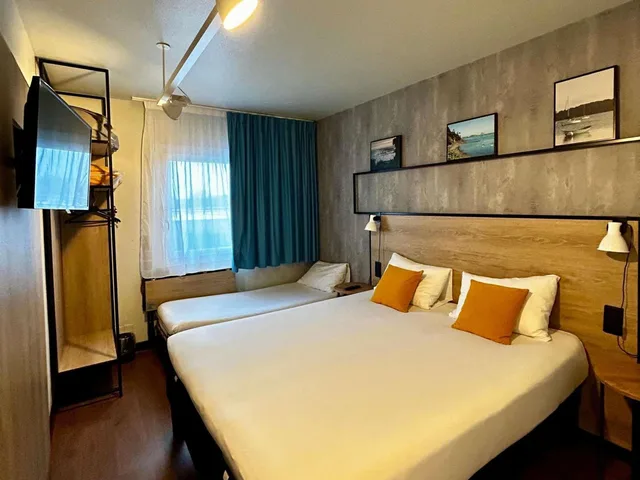 غرفة قياسية بسرير مزدوج وسرير فردي، Ibis St Malo La Madeleine 6/10