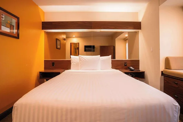 غرفة قياسية بسرير كوين، Microtel Inn and Suites by Wyndham Ciudad Juarez/US Consulate 2/7
