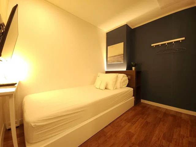 غرفة مفردة بسرير فردي، OYO Hostel Myeongdong 5 1/3