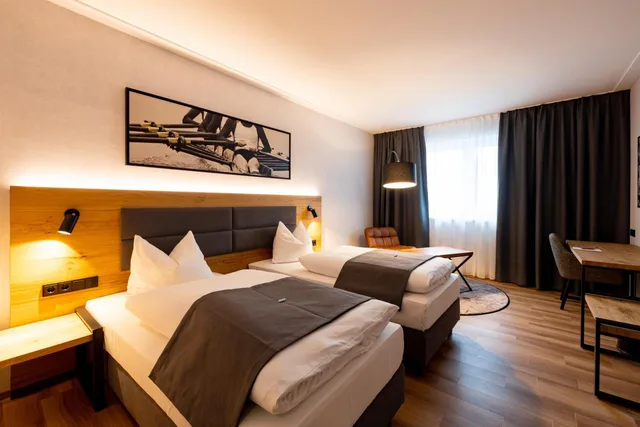 غرفة قياسية بسريرين منفصلين، MK hotel Passau 4/7