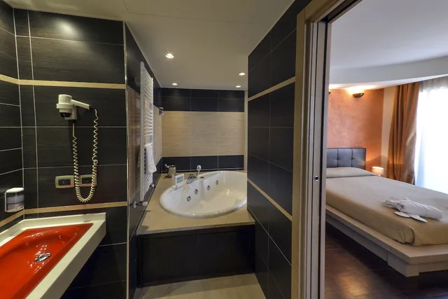 جناح سوبيريور بسرير مزدوج، Grand Hotel Olimpo 1/1
