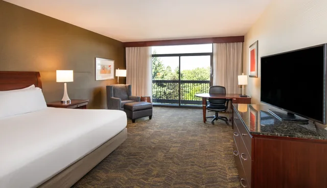 جناح بسرير كينج بإطلالة على المدينة، Doubletree By Hilton Hotel Portland 1/2