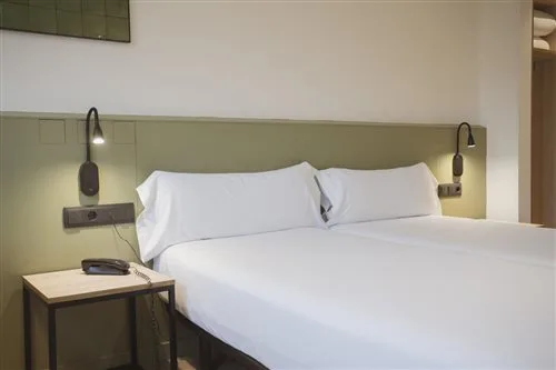 غرفة سوبيريور بسريرين منفصلين، Hotel Sant Pau 2/2