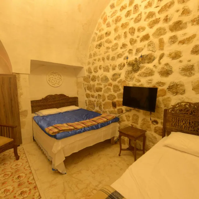 غرفة اقتصادية ثلاثية، Merdin Hotel 2/3