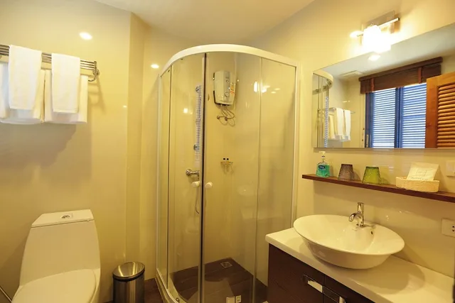 Mini, Suite, King Bed، Nandha Hotel 5/7