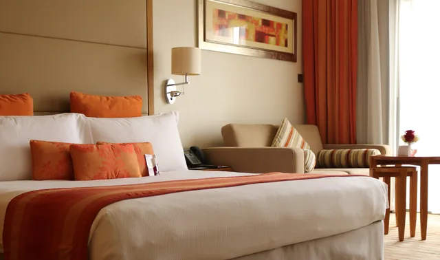 غرفة بسرير كينج، Crowne Plaza Sohar 3/10