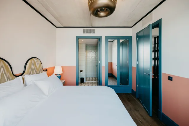 Apartment, King Bed, The July - Boat & Co 1/10