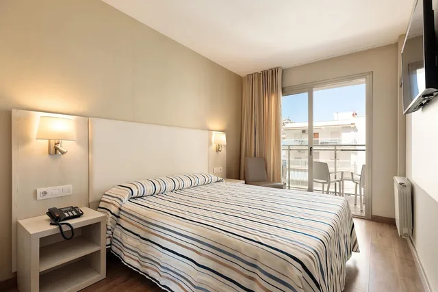 Standard, Single, 2 Double Beds، Best San Diego Hotel 5/8