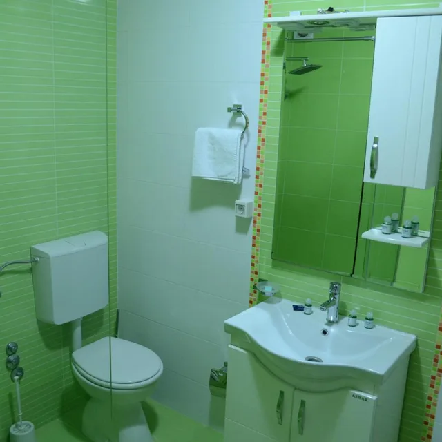 شقة سوبيريور، Hotel Pine 4/8