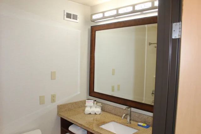 Standard, Holiday Inn Express Hotel Suites Berkeley 8/8