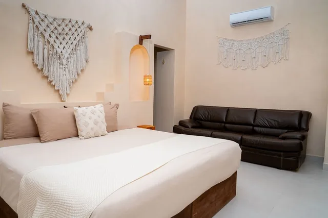 غرفة سيغنتشر بسرير كوين، Enigmatic Boutique Hotel 3/10
