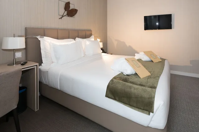غرفة بريميوم بسرير كوين، The Leaf Boutique Hotel - Adults Only 1/1