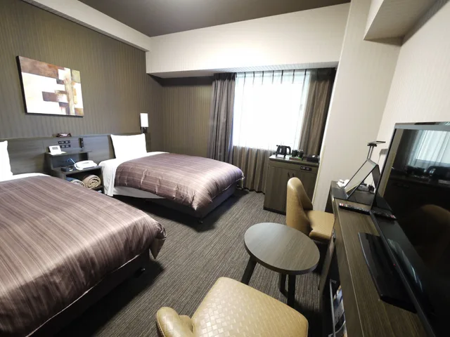 غرفة بسريرين منفصلين، Hotel Route Inn Chitose Ekimae 2/5