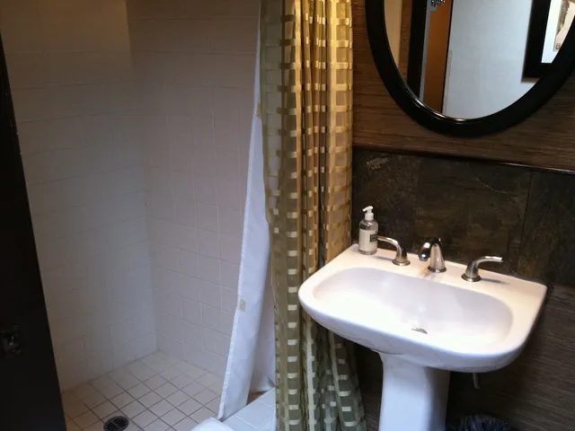 Moon, Garden, Superior, Twin Beds, King Bed, Lodge At Sedona 2/2