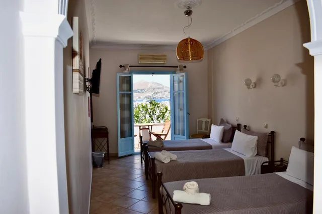غرفة سوبيريور ثلاثية، Minoa Hotel 2/10