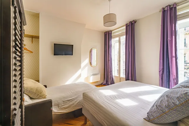 So Chic, Apartment, 2 Double Beds, Sofa، Apartments Du Louvre - Le Marais 6/6