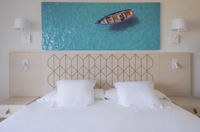 Family, King Bed, 2 Trundle Beds, Partial Sea View، Iberostar Waves Royal Andalus 8/10