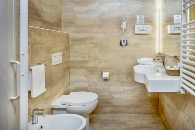غرفة سوبيريور بسرير مزدوج أو سريرين منفصلين، ITALIA CAGLIARI HOTEL 4/4