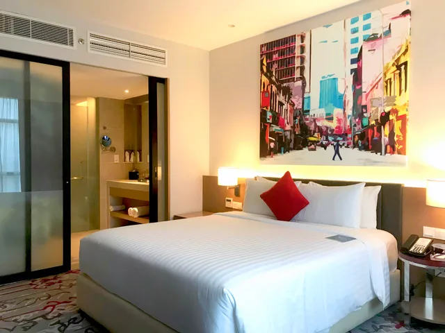 جناح سوبيريور بسرير كوين، Mercure Kuala Lumpur Shaw Parade 3/5