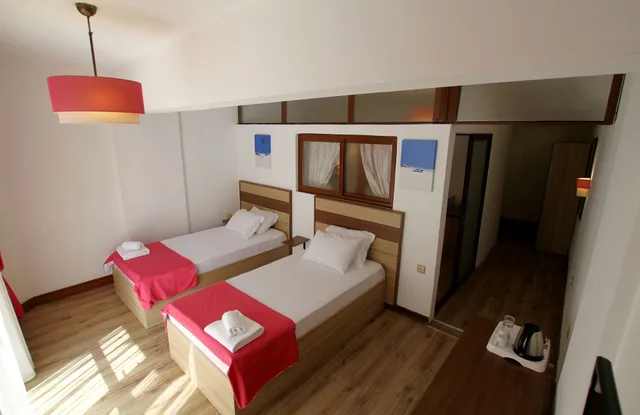 غرفة عائلية بسرير مزدوج وسريرين منفصلين، Eden Pyara Hotel Turunc 6/10