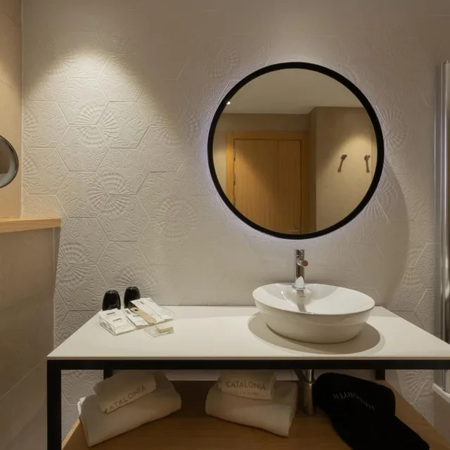 Room, Double or Twin Bed, Balcony or Terrace، Catalonia Diagonal Centro 4/4