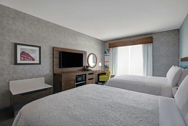غرفة بسريرين كوين لذوي الإعاقة، Hampton Inn and Suites by Hilton Waterloo St. Jacobs 4/6