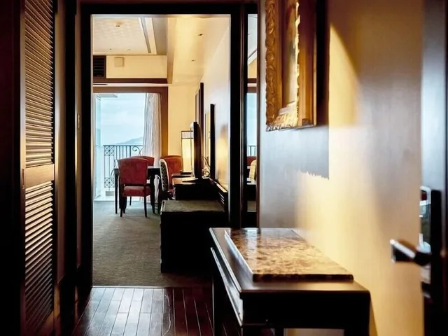 جناح غراند بريميير تنفيذي بسرير كوين وسريرين منفصلين مع دخول الصالة، Okinawa Kariyushi Resort Exes Onna (ex. Okinawa Spa Resort Exes) 4/7