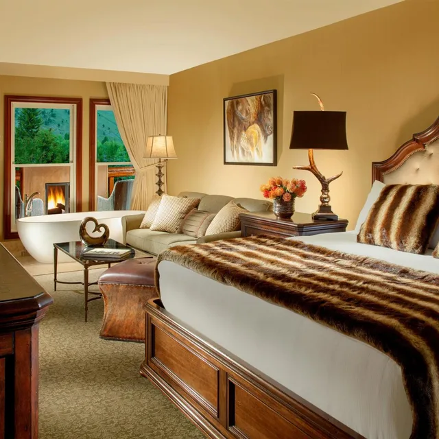 جناح بشرفة، Rustic Inn at Jackson Hole 1/1