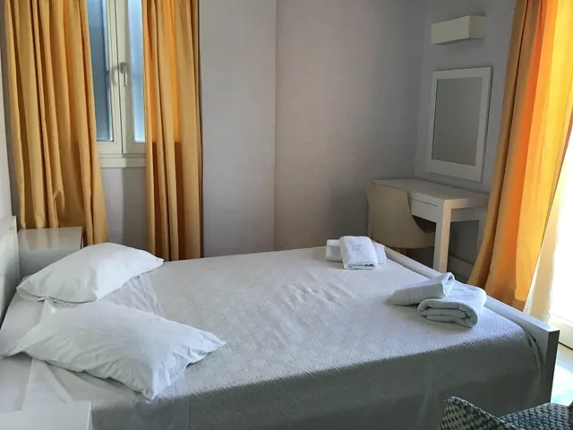 Standard, Double Bed, Inland View، Thera Mare Resort 4/7