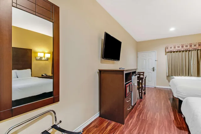 غرفة بسريرين كوين لذوي الإعاقة، Americas Best Value Inn - Houston / Fm 529 4/5