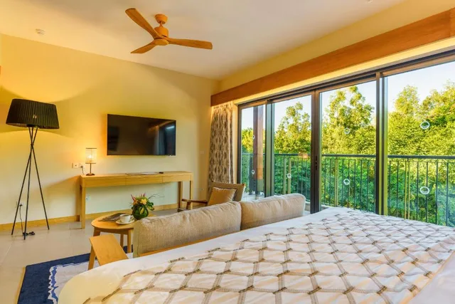 Superior Room- Forest Facing، Ocean's Creek 2/3