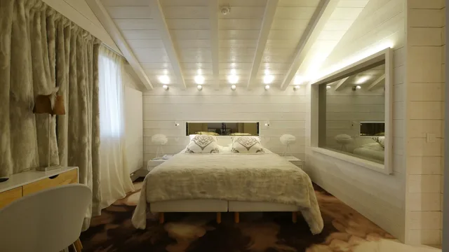 جناح بسرير كينج مع أريكة، Hôtel Tsanteleina 3/8