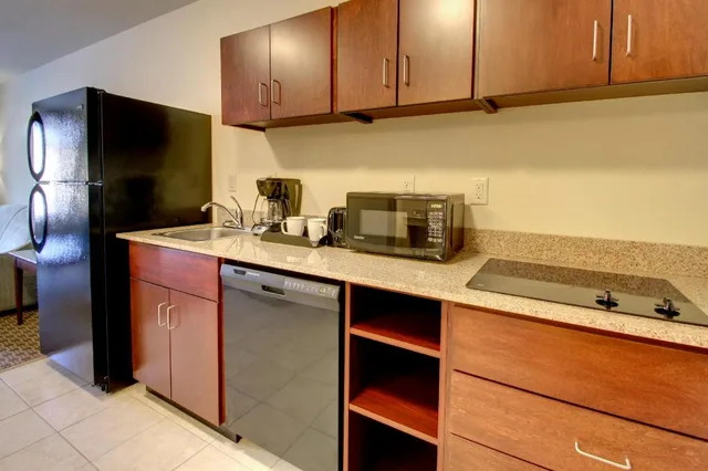 جناح بسرير كينج لذوي الإعاقة، Cobblestone Inn Suites Rugby 3/3