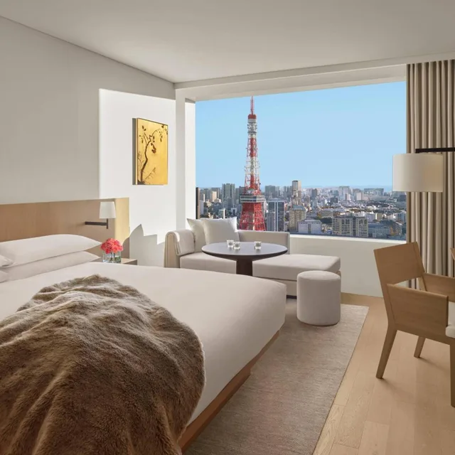 Guest Room, Deluxe, King Bed, Tower View, City View، The Tokyo EDITION, Toranomon 1/2