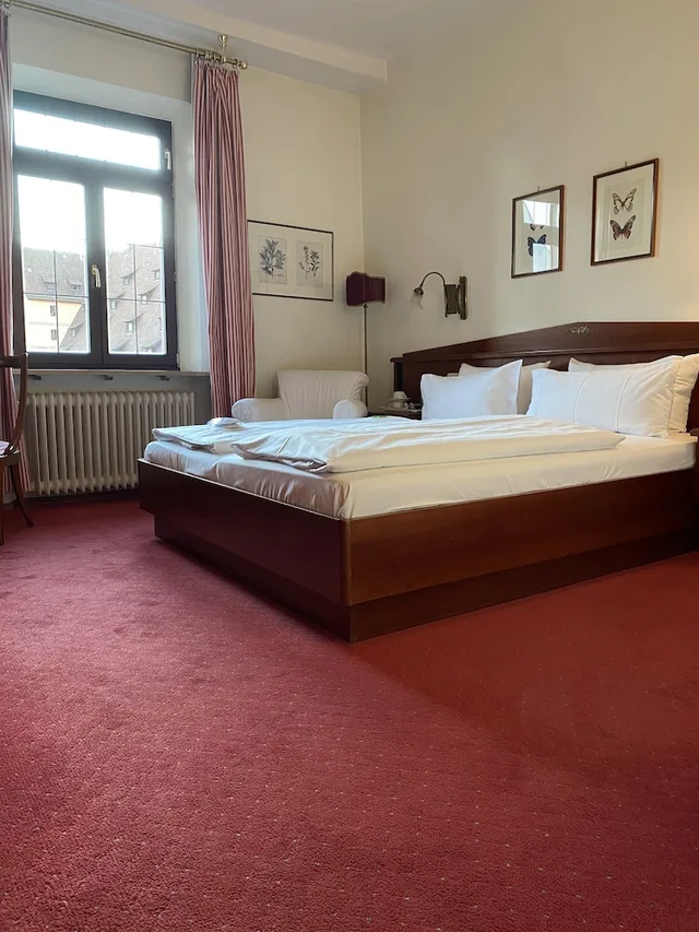 Superior, Queen Bed, Hotel Deutscher Kaiser 2/5