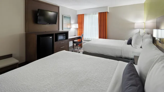 Standard, 2 Queen Beds, Pet Friendly, Best Western Niceville - Eglin AFB Hotel 3/4