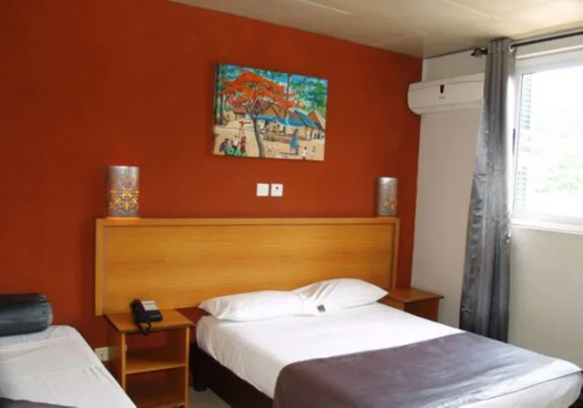 City, Twin Beds، Champ De Mars Hotel 8/10
