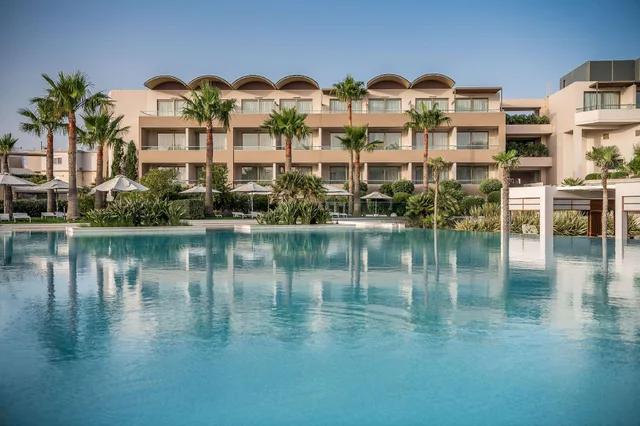 Premium, with Pool، Avra Imperial Hotel 1/3
