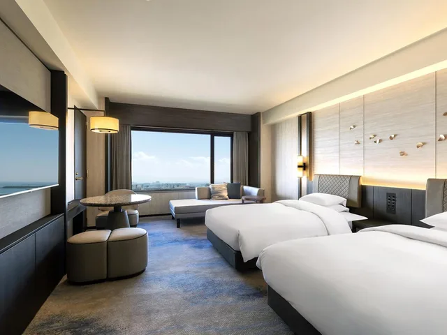Renovated, Deluxe, Twin Beds, Sea View، Grand Prince Hotel Osaka Bay 1/2