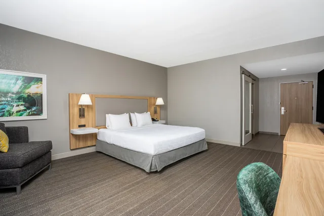 غرفة بسرير كينج لذوي الإعاقة، Hampton Inn And Suites Port St. Lucie West 2/4