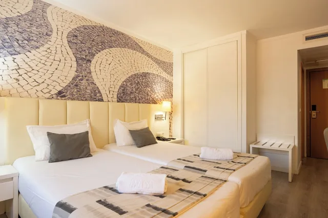 غرفة بسريرين منفصلين، The Hotel Masa Almirante Lisbon Stylish 2/10