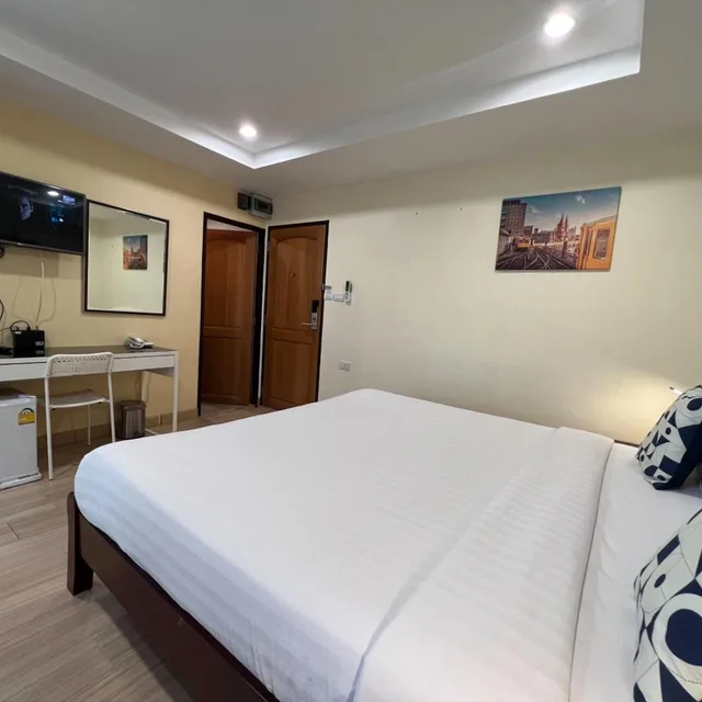 غرفة ديلوكس بسرير مزدوج بشرفة، V Check Inn Sukhumvit 22 5/10