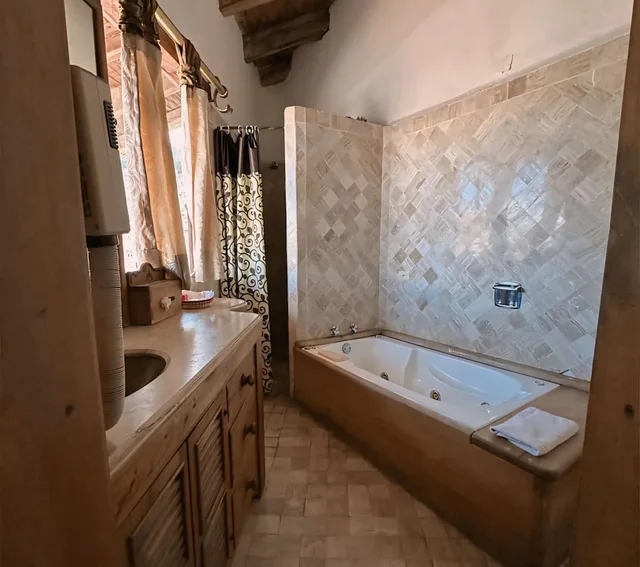 جناح سوبيريور بسريرين كينج، Posada de La Mision Taxco 8/9