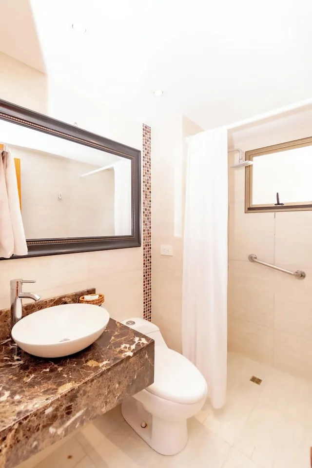 غرفة جونيور بسرير كينج وسرير فردي بمطبخ، San Pedro Del Fuerte Hotel 4/5