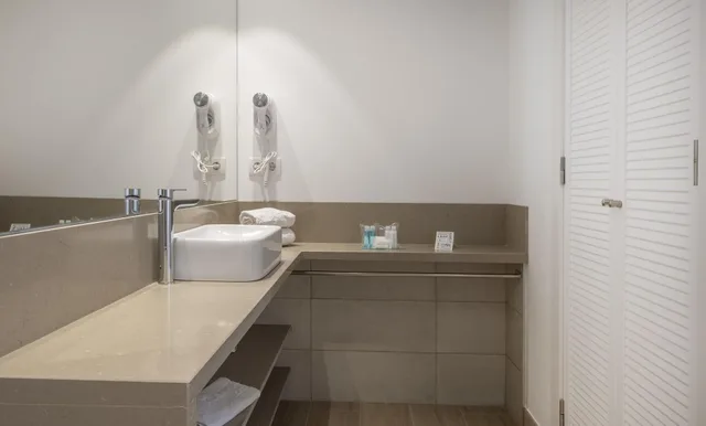 غرفة بسرير كوين، Hotel Rosamar Es Blau Lloret Adults Only 5/5